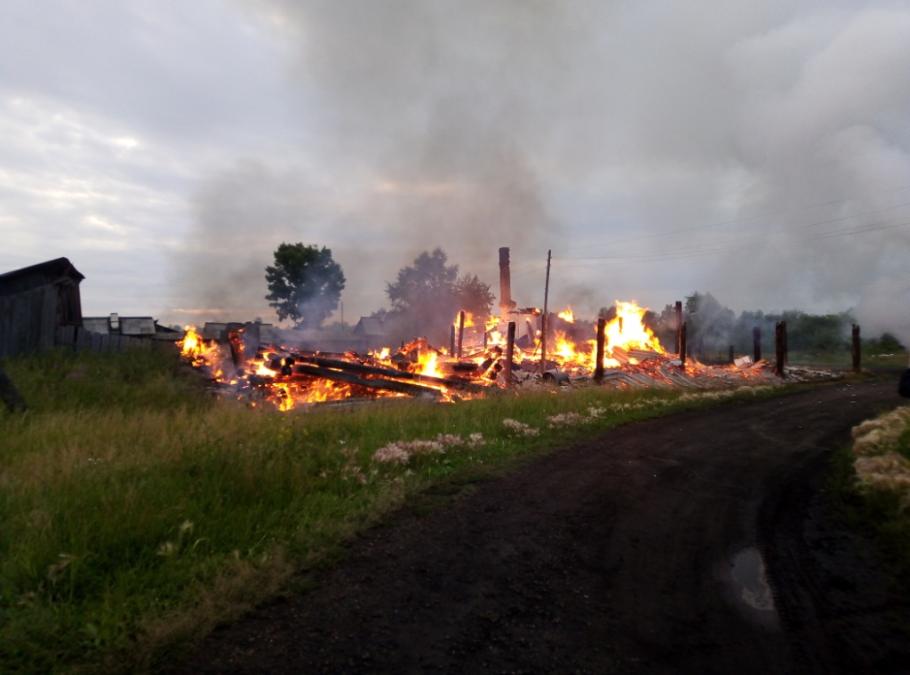 Причинами 10 пожаров в июле явились поджоги и неисправность электрооборудования.